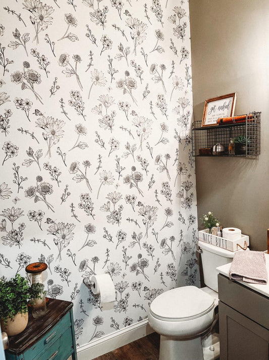 Everlee Floral - Peel and Stick Wallpaper